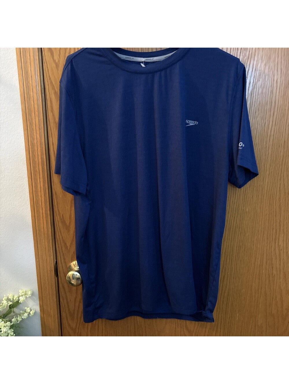 Royal Blue Men’s XXL Speedo Short Sleeve Shirt